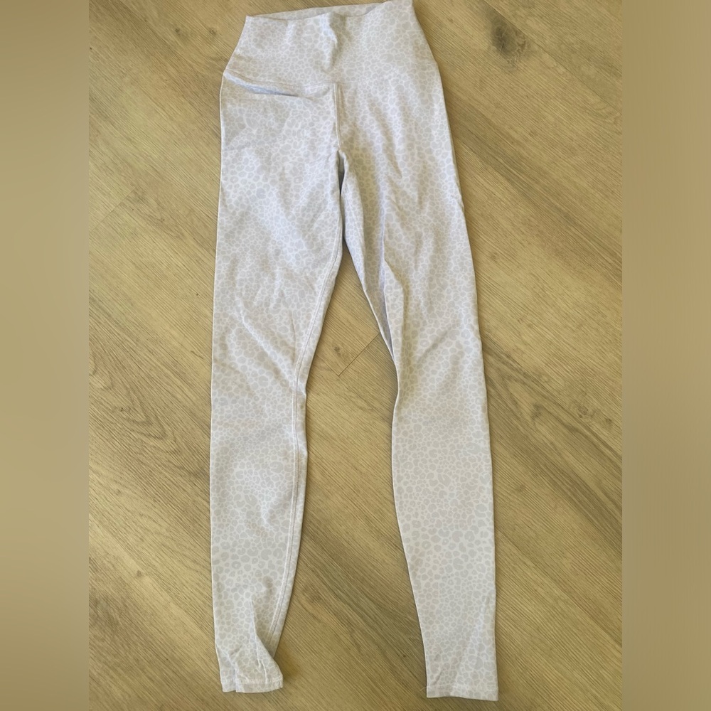 Alo cheetah print legging. Sz. XS
